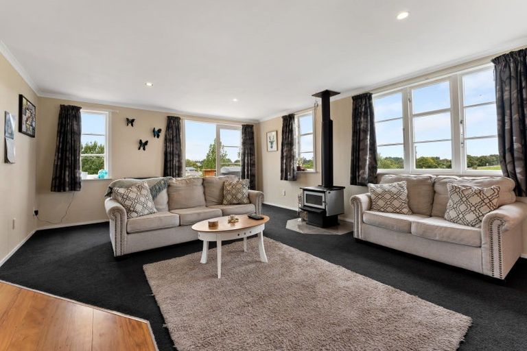 Photo of property in 42 Hastings Street, Halcombe, Feilding, 4779