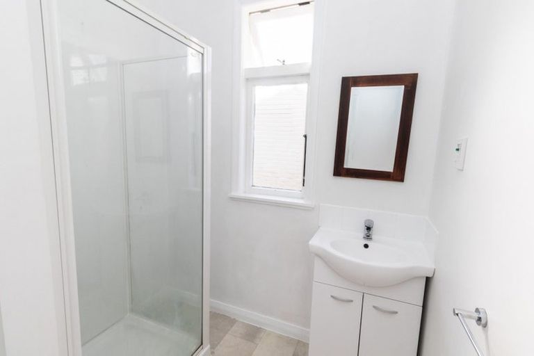 Photo of property in 1/364 The Parade, Island Bay, Wellington, 6023