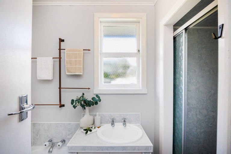 Photo of property in 34 Long Melford Road, Awapuni, Palmerston North, 4412