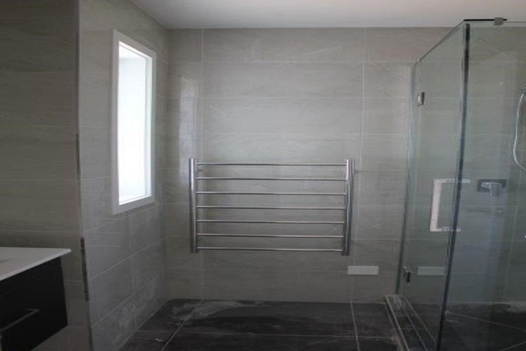 Photo of property in 33 Myland Drive, Hobsonville, Auckland, 0616