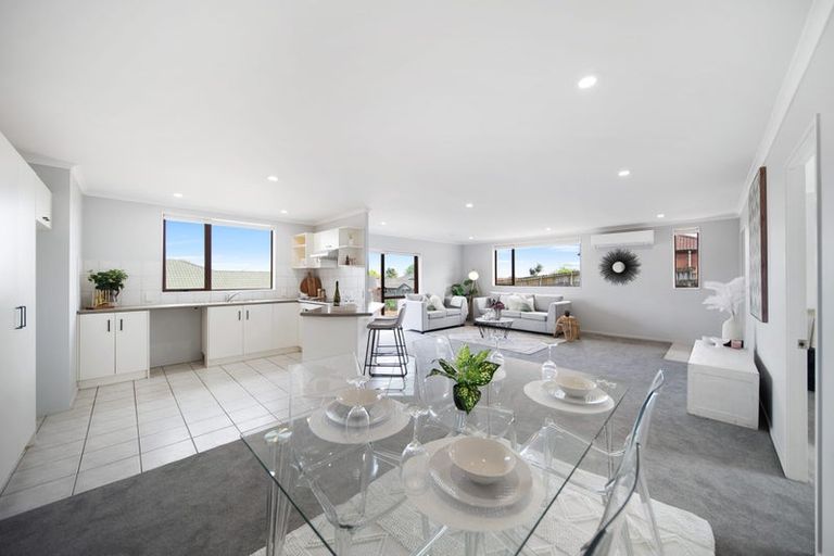 Photo of property in 13 Keri Vista Rise, Papakura, 2110