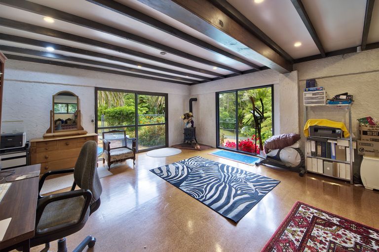 Photo of property in 317 Huia Road, Titirangi, Auckland, 0604