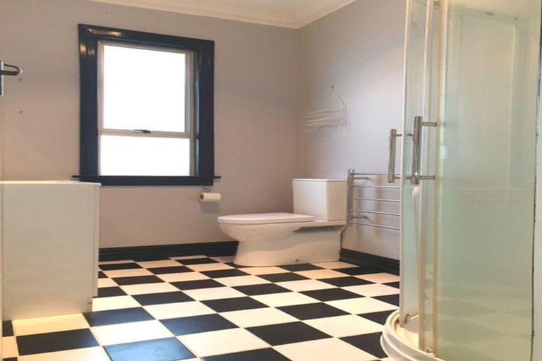 Photo of property in 5 Ruataniwha Street, Waipukurau, 4200