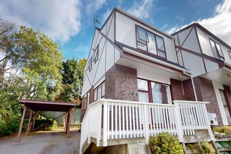 Photo of property in 4/75 Delhi Crescent, Khandallah, Wellington, 6035