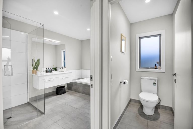 Photo of property in 17 Victoria Street, Hawera, 4610