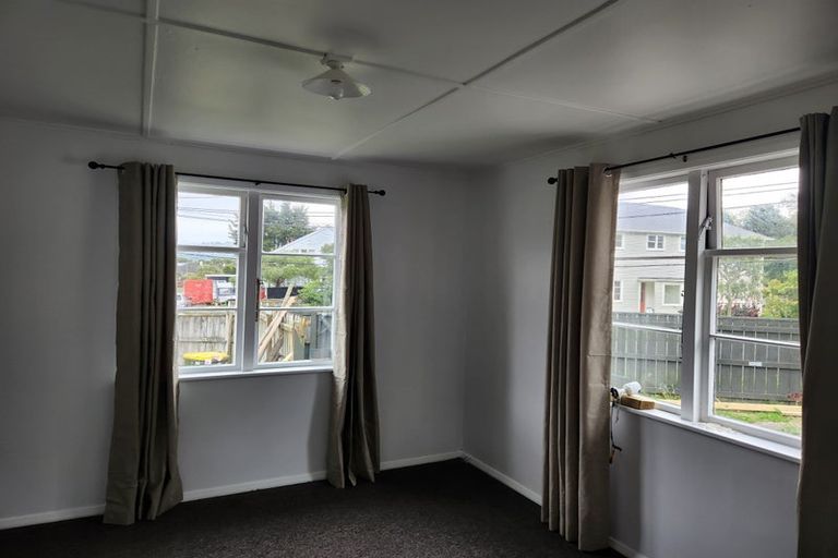 Photo of property in 34 Harris Street, Naenae, Lower Hutt, 5011