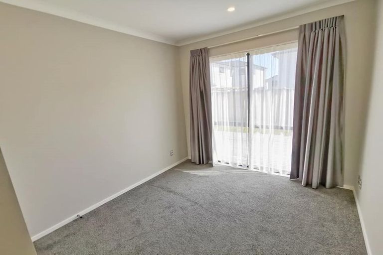 Photo of property in 22 Eastfield Avenue, Flat Bush, Auckland, 2019