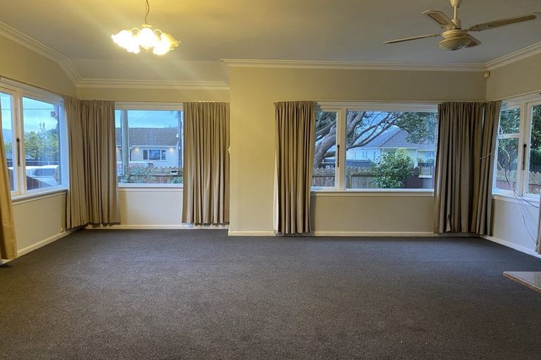 Photo of property in 19 Hart Avenue, Boulcott, Lower Hutt, 5011