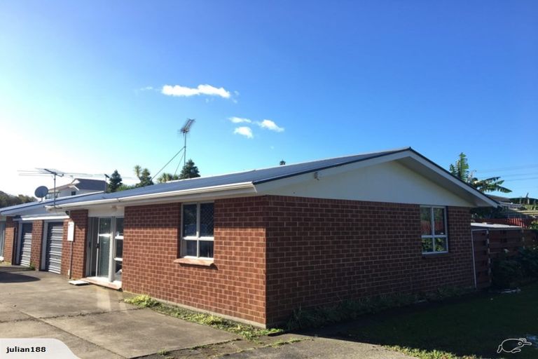 Photo of property in 1/69 Florence Avenue, Orewa, 0931