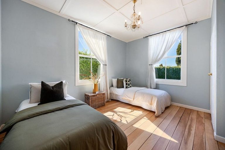 Photo of property in 110 Victoria Street, Cambridge, 3434