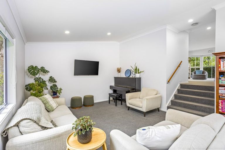 Photo of property in 78 Rosario Crescent, Red Beach, 0932