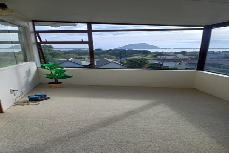 Photo of property in 17a Seaview Road, Otumoetai, Tauranga, 3110