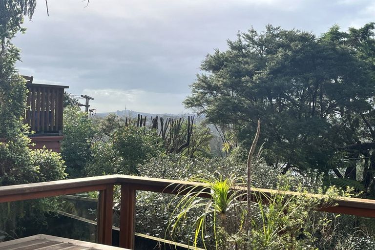 Photo of property in 84 Shetland Street, Glen Eden, Auckland, 0602