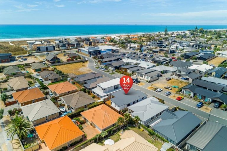 Photo of property in 14 Hugo Way, Papamoa Beach, Papamoa, 3118