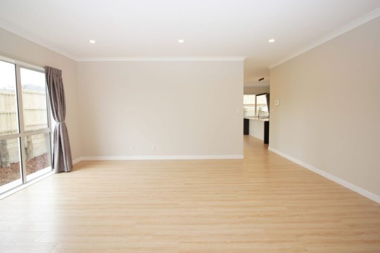 Photo of property in 1 Piccolo Court, Kumeu, 0810