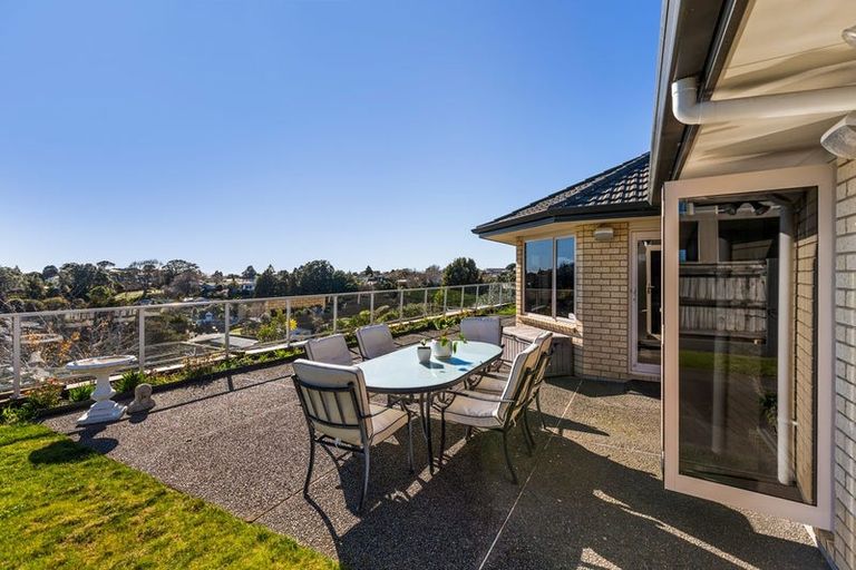 Photo of property in 9a Manukaka Heights, Hurdon, New Plymouth, 4310