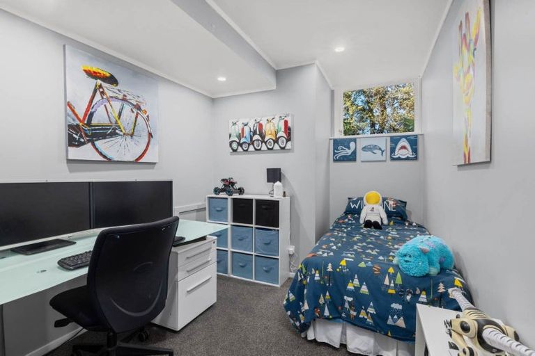 Photo of property in 2 Binnie Street, Paihia, 0200