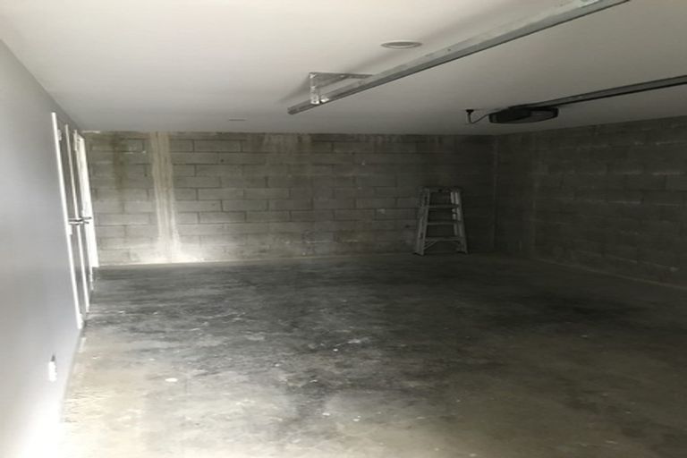 Photo of property in 18u1 Oriental Terrace, Oriental Bay, Wellington, 6011