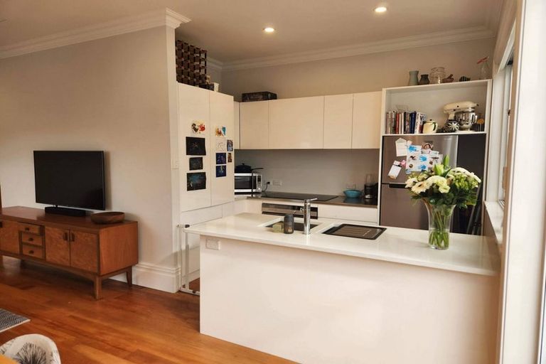 Photo of property in 99 Poulson Street, Addington, Christchurch, 8024