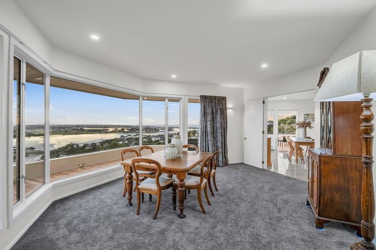 Photo of property in 126 Cannon Hill Crescent, Mount Pleasant, Christchurch, 8081