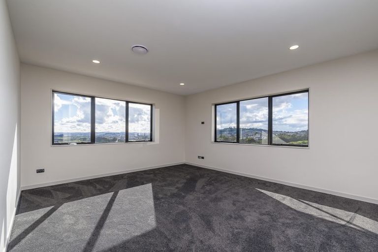 Photo of property in 13 Drover Close, Flat Bush, Auckland, 2019