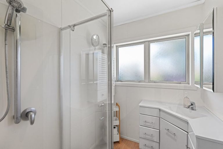Photo of property in 3 Besant Place, Avondale, Christchurch, 8061