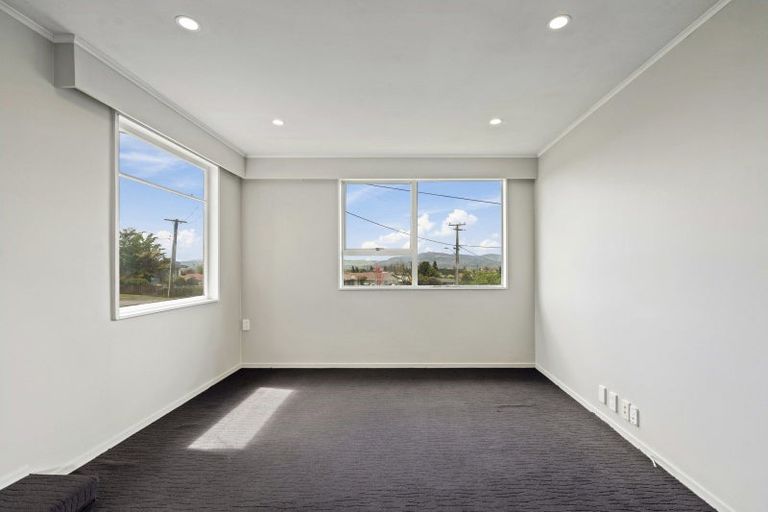Photo of property in 1 Leslie Avenue, Western Heights, Rotorua, 3015