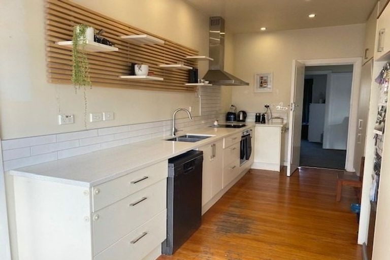 Photo of property in 94 Mays Road, St Albans, Christchurch, 8052