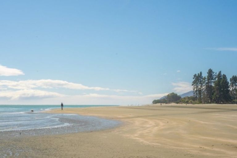 Photo of property in 91 Parkers Road, Tahunanui, Nelson, 7011