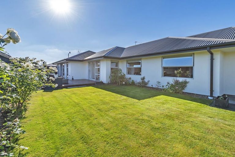 Photo of property in 56 Lewis Crescent, Rolleston, 7614