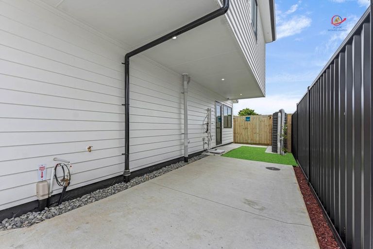 Photo of property in 10 Kivell Close, Mangere East, Auckland, 2024