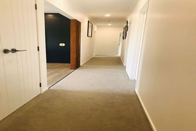 Photo of property in 28 Jonah Lomu Drive, Paerata, 2124
