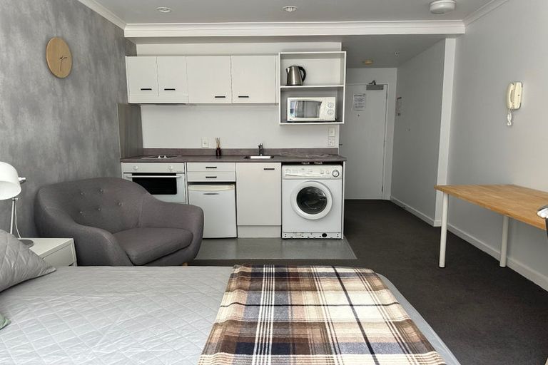 Photo of property in Aitken Street Apartments, 606/5 Aitken Street, Thorndon, Wellington, 6011