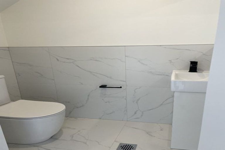 Photo of property in 11/13 Grove Lane, Pakuranga, Auckland, 2010