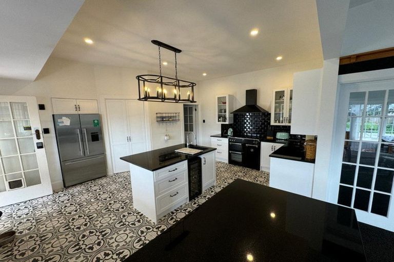 Photo of property in 83 North Street, Palmerston North, 4410