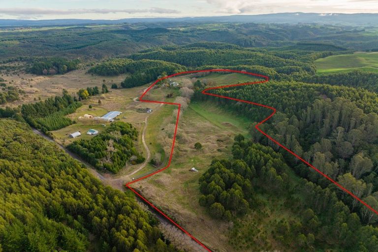 Photo of property in 324 Puketapu Road, Marotiri, Taupo, 3492