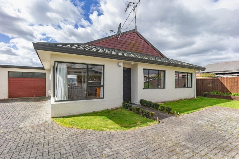 Photo of property in 174b Bartholomew Road, Levin, 5510