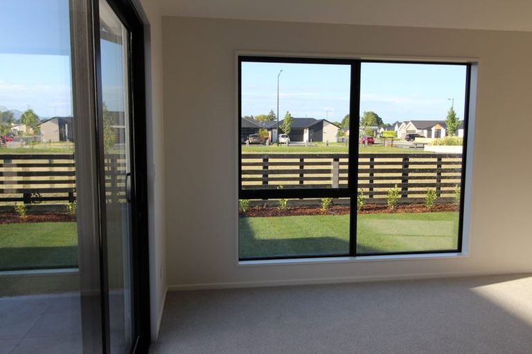 Photo of property in 12 Hiller Green Street, Halswell, Christchurch, 8025