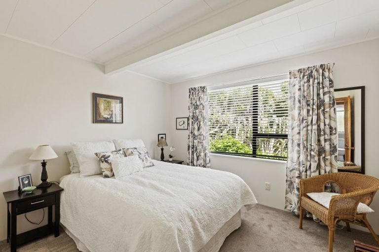 Photo of property in 13 Motukari Place, Onaero, Waitara, 4383