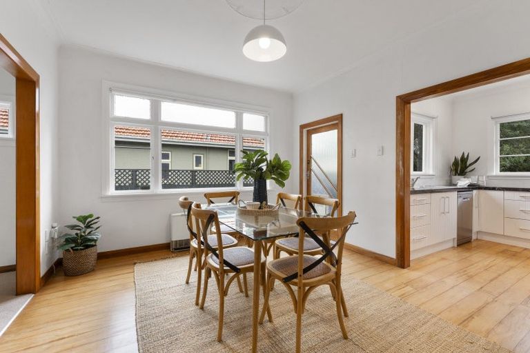 Photo of property in 9 Franklin Avenue, Hokowhitu, Palmerston North, 4410