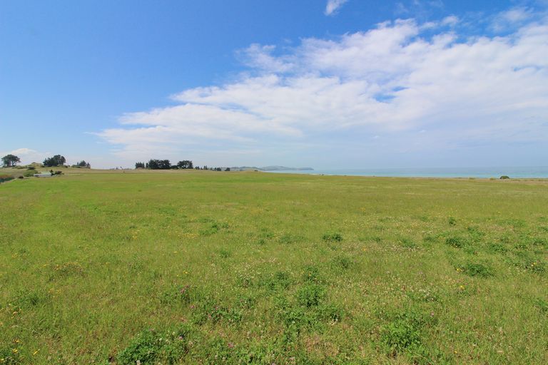Photo of property in 726 Beach Road, Kakanui, Oamaru, 9495
