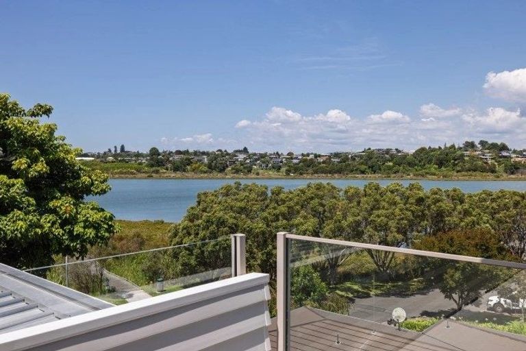 Photo of property in 9 Bay Street, Matua, Tauranga, 3110