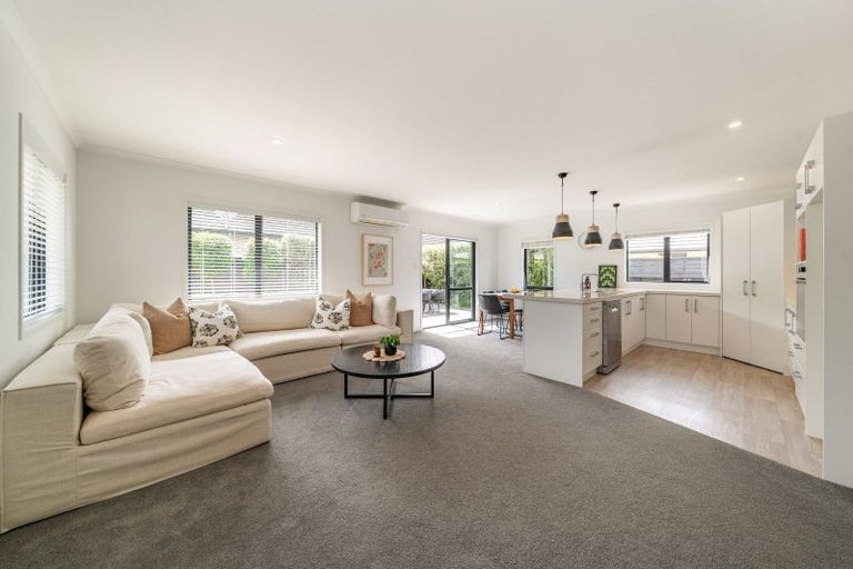 Photo of property in 84 Riverstone Drive, Riverstone Terraces, Upper Hutt, 5018