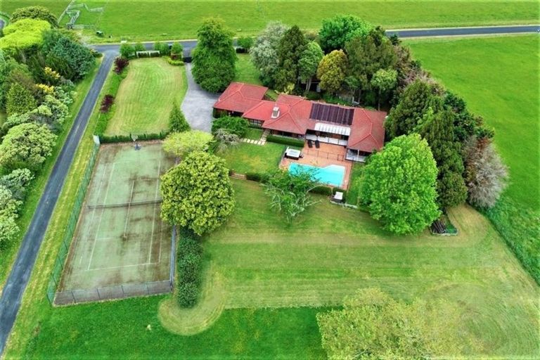 Photo of property in 54 Derbyshire Lane, Karaka, Papakura, 2580