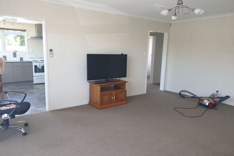 Photo of property in 2/8 Kauri Street, Taradale, Napier, 4112