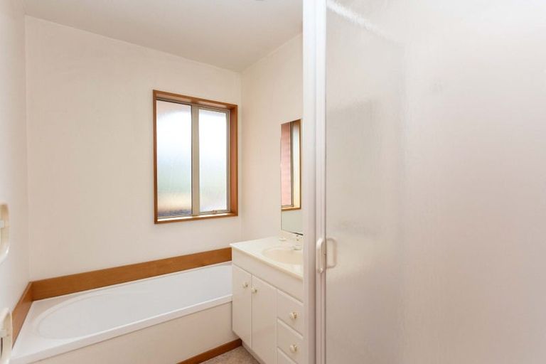 Photo of property in 1/3 Lantern Lane, Halswell, Christchurch, 8025