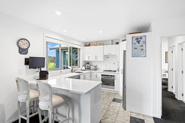 Photo of property in 208 Park Avenue, Waitarere Beach, Levin, 5510