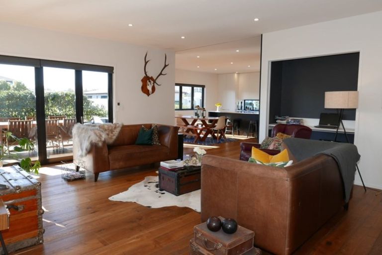 Photo of property in 1 Rostrevor Place, Mairehau, Christchurch, 8052