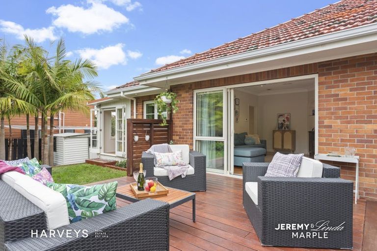 Photo of property in 19a/1 Woodvale Road, Glen Eden, Auckland, 0602