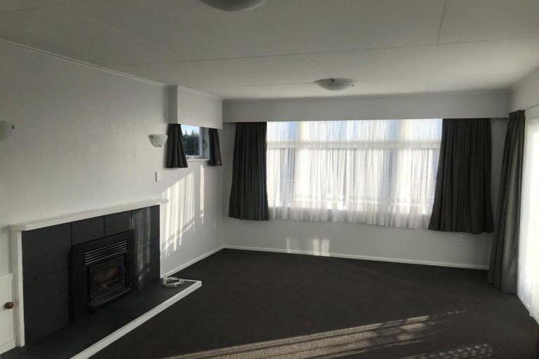 Photo of property in 1 Oaklea Avenue, Marton, 4710